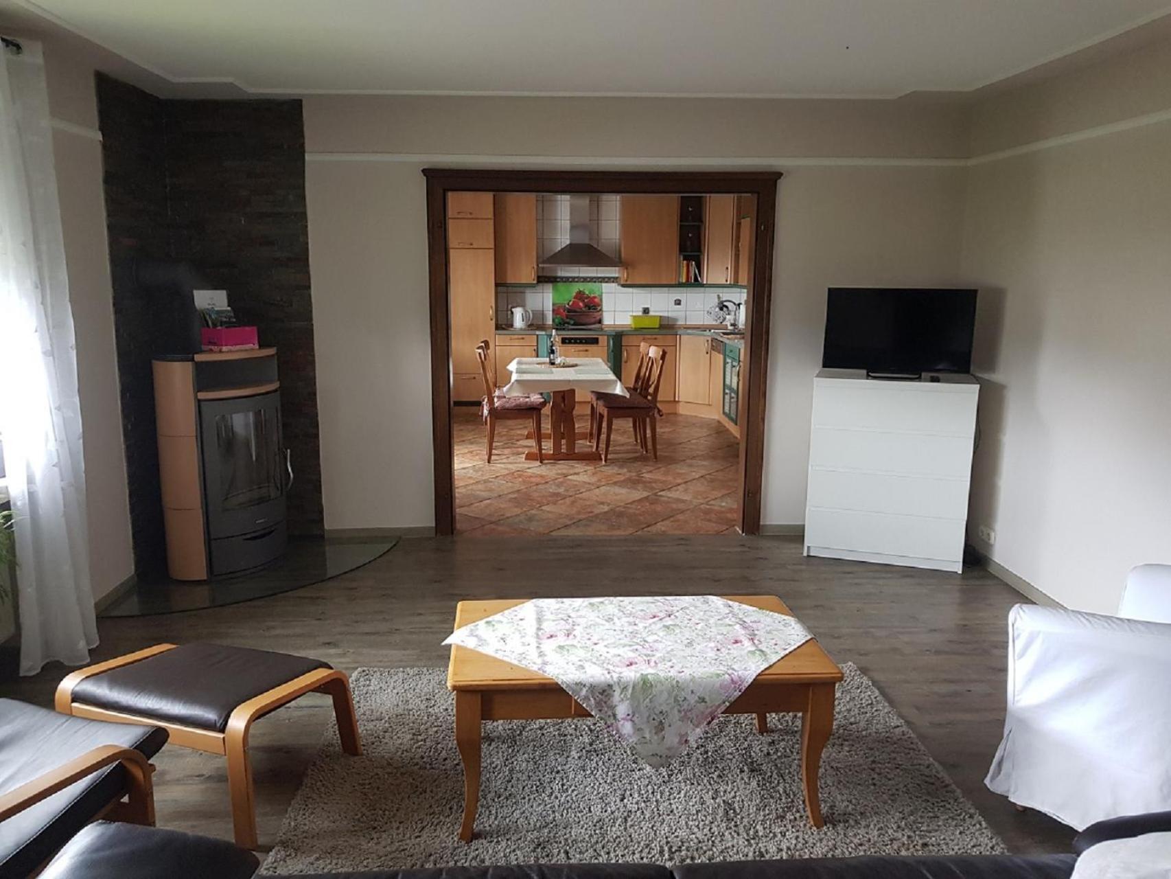 Apartamento Ludwinas Pfingststube Mastershausen Exterior foto